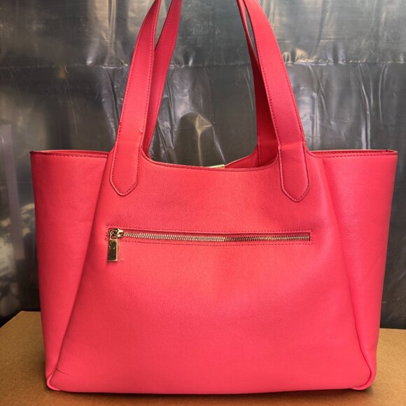 On 34th Azriell Extra-Large Tote - Peony Coral - Picture 5 of 9